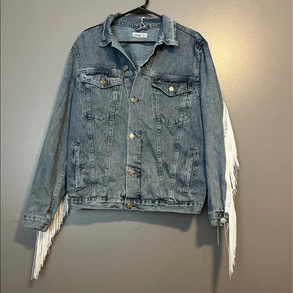 Fringe jacket - Picture 3 of 3